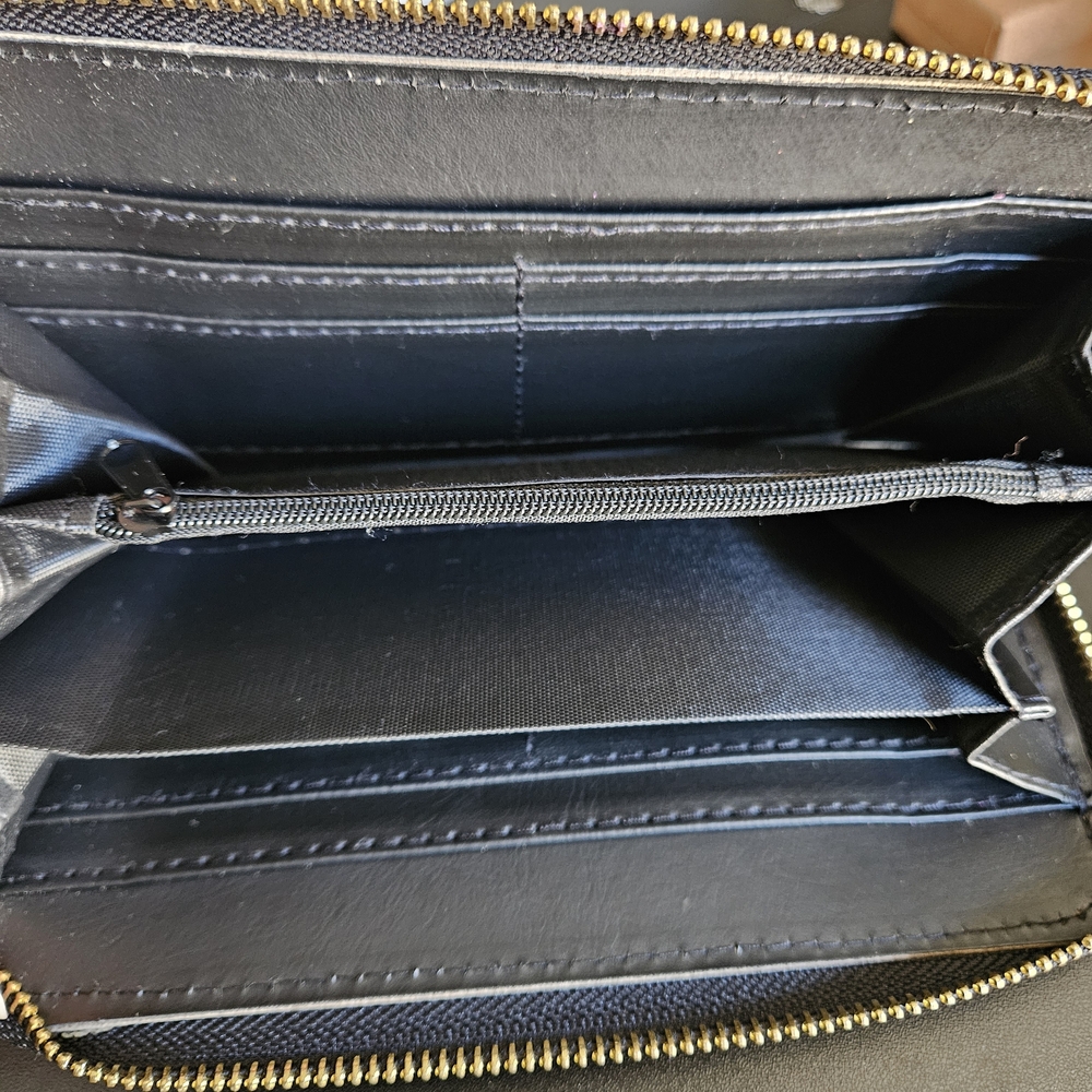 Glitter Zip-Around Wallet in Black with Pink Speckles NWOT - Picture 5 of 5